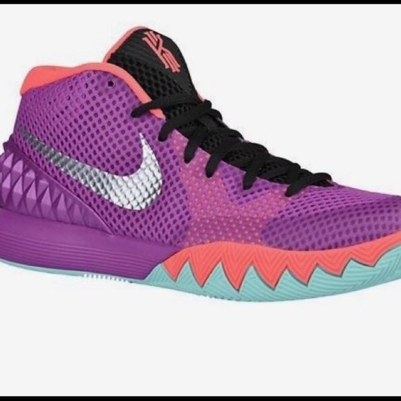 kyrie shoes women